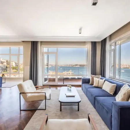 Beyond The Bosphorus شقة